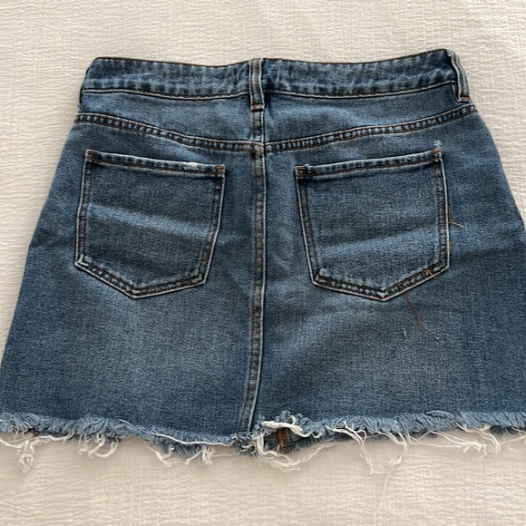 Denim skirt - Picture 2 of 3